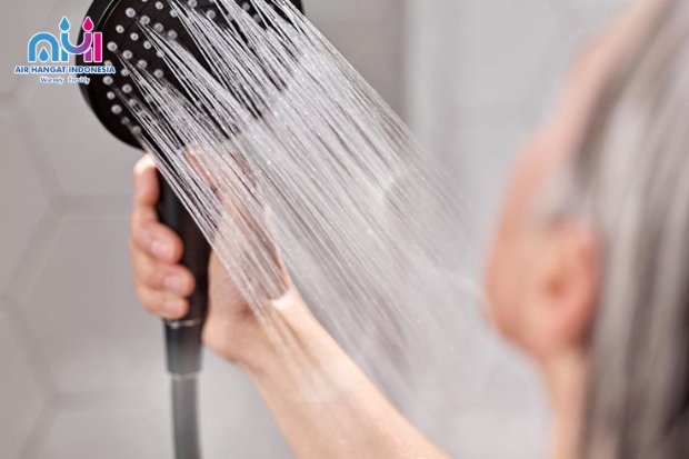 Manfaat Mandi Air Hangat bagi Kesehatan Mental