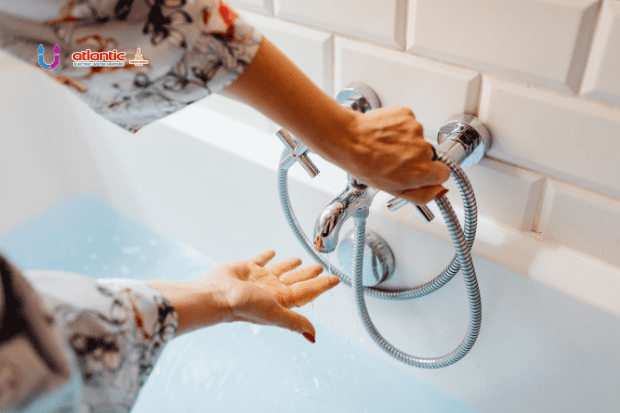 Rasakan Manfaat Luar Biasa Mandi Air Hangat Setiap Hari untuk Tubuh